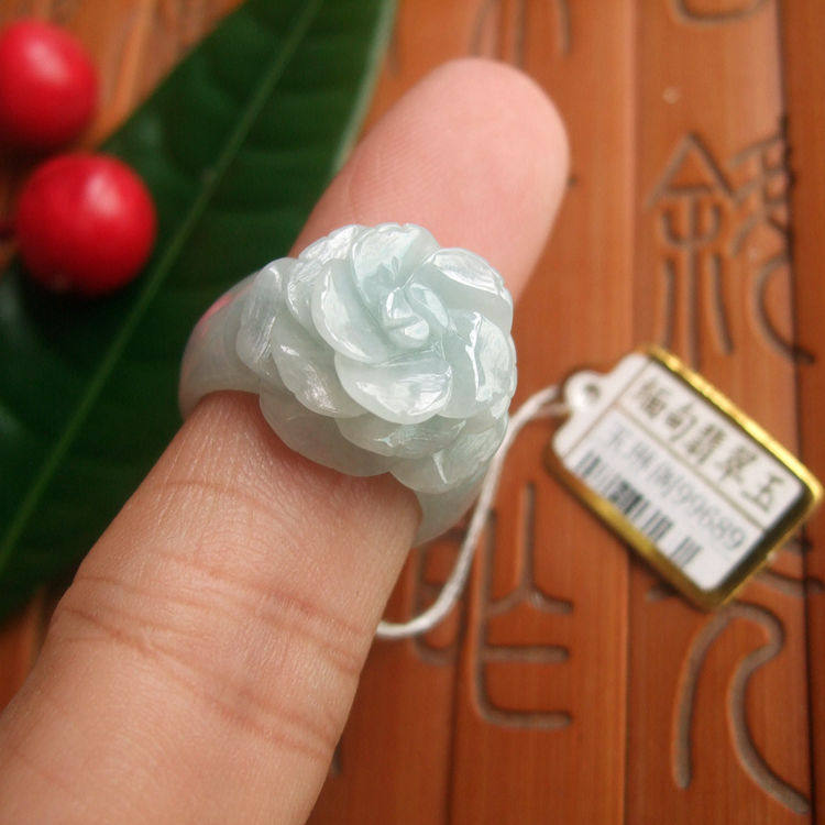 99689包真 时尚女式戒指内径18.3mm缅甸玉天然A货翡翠玉实物拍图