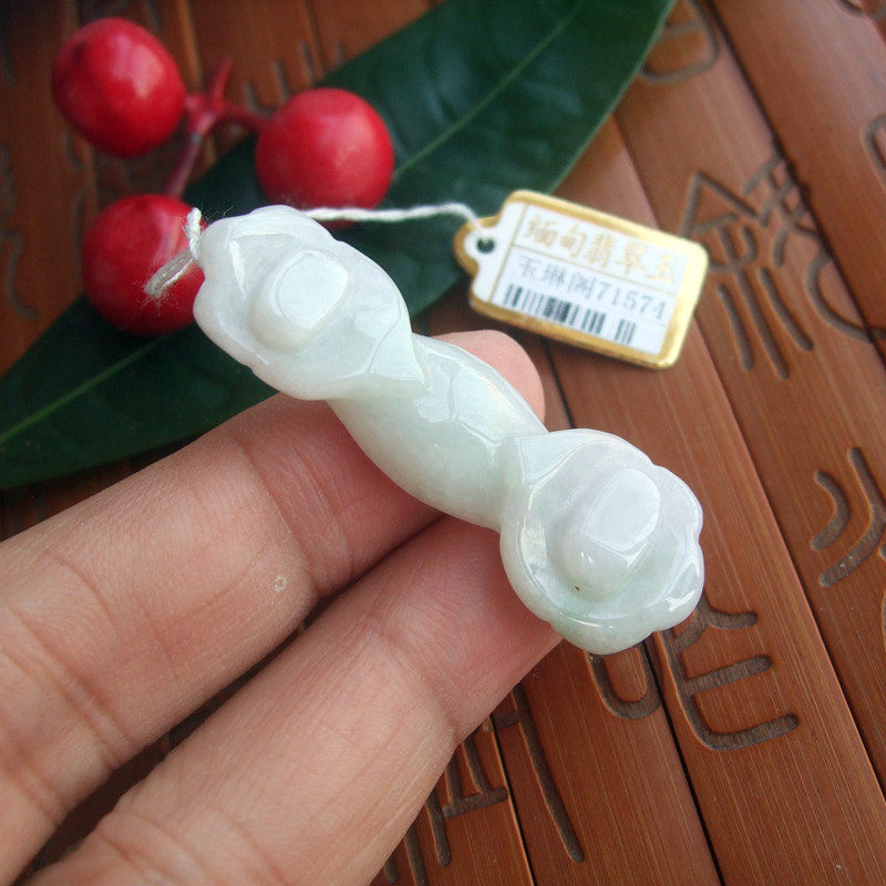 缅甸天然翡翠双头花朵款如意吊坠