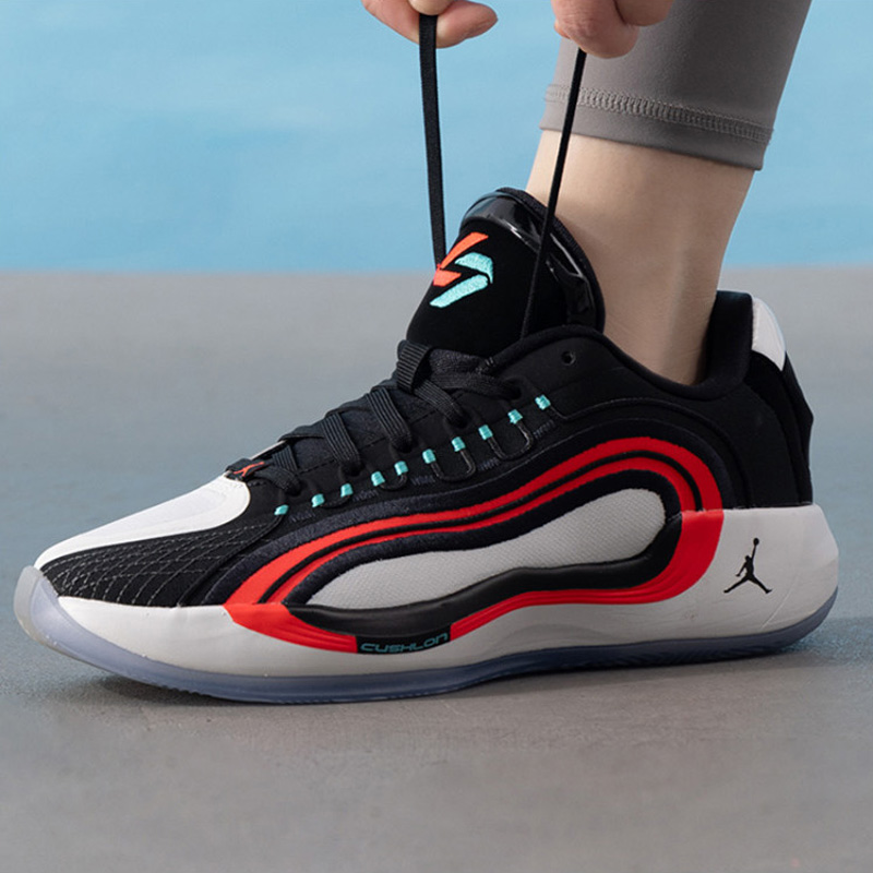 2025新款耐克大童篮球鞋JORDAN LUKA 4 男女青少年AJ运动鞋HJ5225