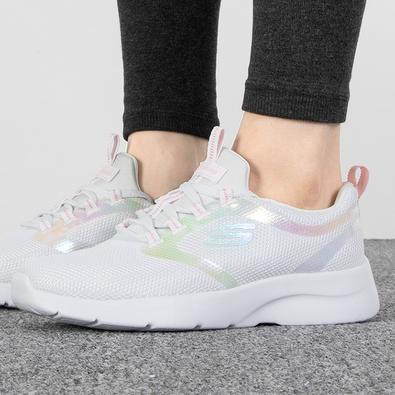 正品斯凯奇女子轻便跑步鞋低帮透气运动休闲健步鞋149694-wpk-ros