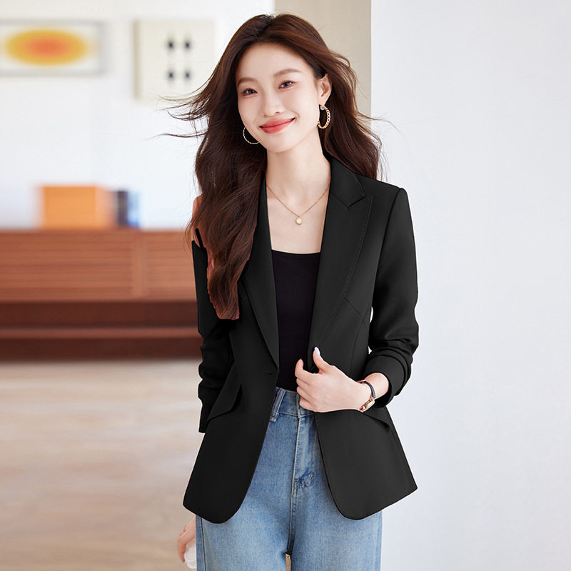 黑色小个子西装外套女春秋2025新款高级感韩版气质女士小西服上衣
