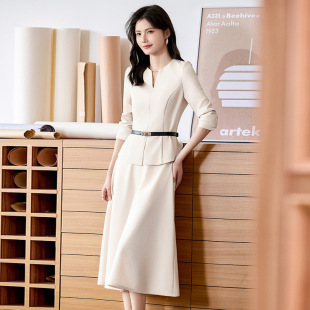 高级感小个子短款西装套装女春季新款气质OL西服A字半身裙两件套