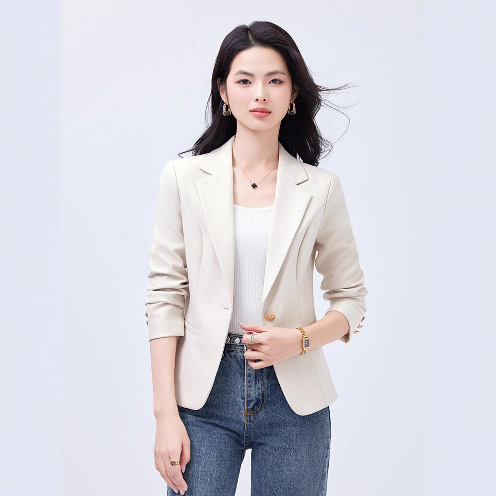 杏色小西装外套女春季2026新款气质高级感休闲小个子修身西服上衣