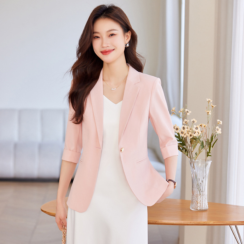 粉色七分袖西装外套女夏季薄款2025新款小个子休闲韩版中袖小西服