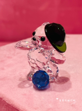 代购SWAROVSKI施华洛世奇 Kris小熊 射门小熊水晶摆件5720456