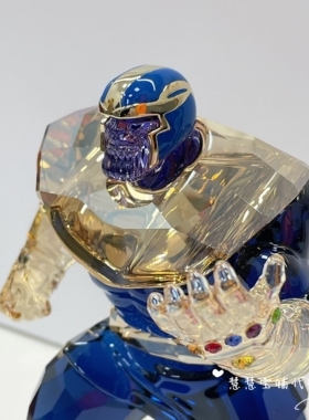 代购SWAROVSKI施华洛世奇漫威萨诺斯5677297水晶摆件