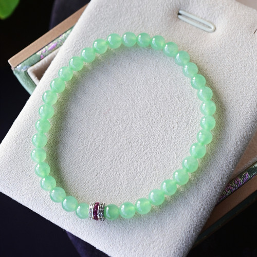 一斤钻戒 天然缅甸A货翡翠手串 清爽冰绿翡翠圆珠串