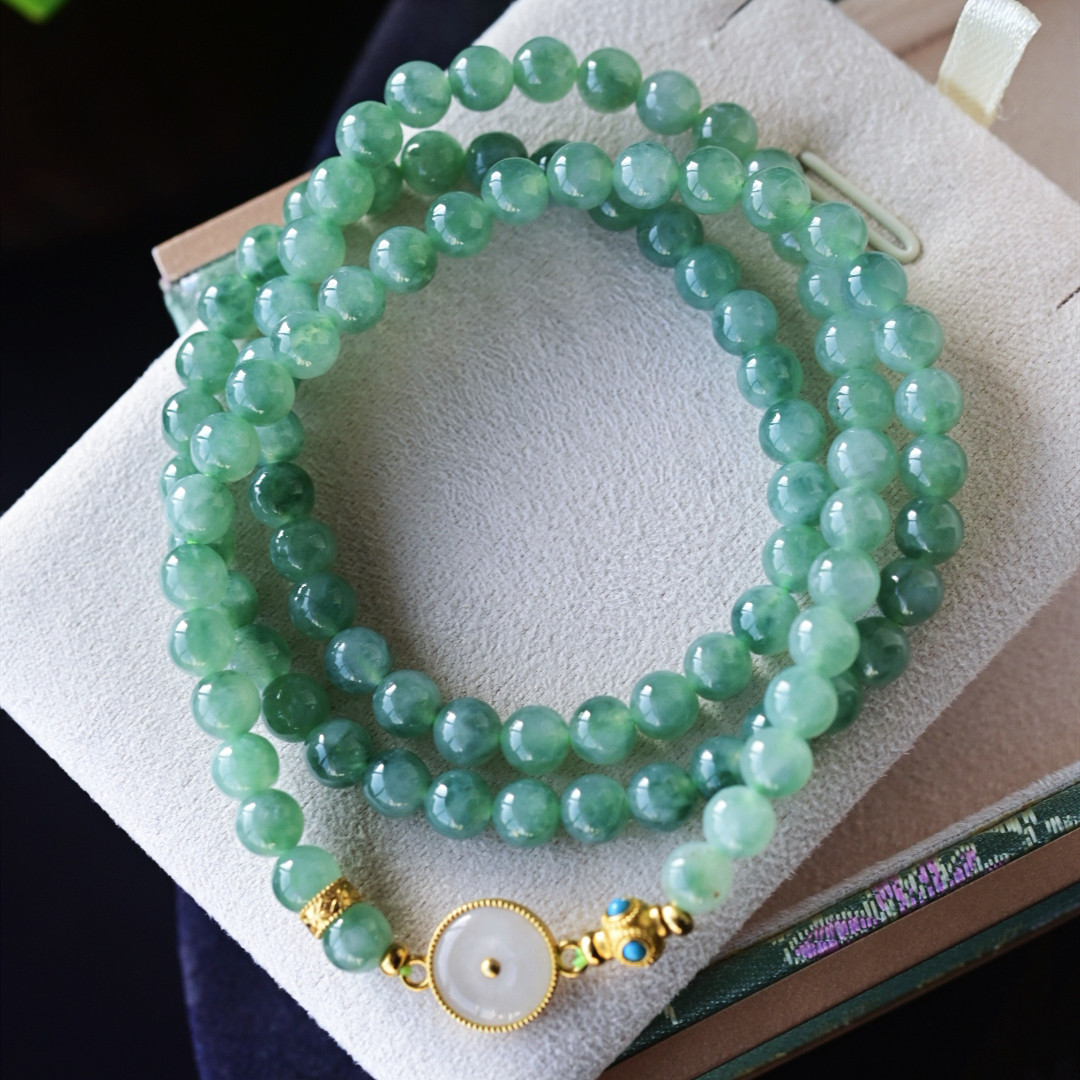 一斤钻戒 天然缅甸A货翡翠手链项链 毛衣链 18k金