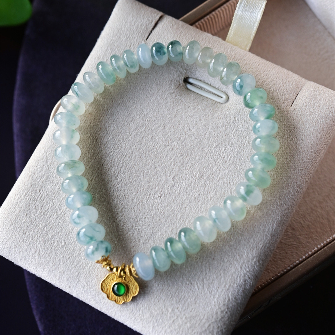 一斤钻戒 天然缅甸A货翡翠手串 冰种飘花翡翠算牌珠链18k金如意坠