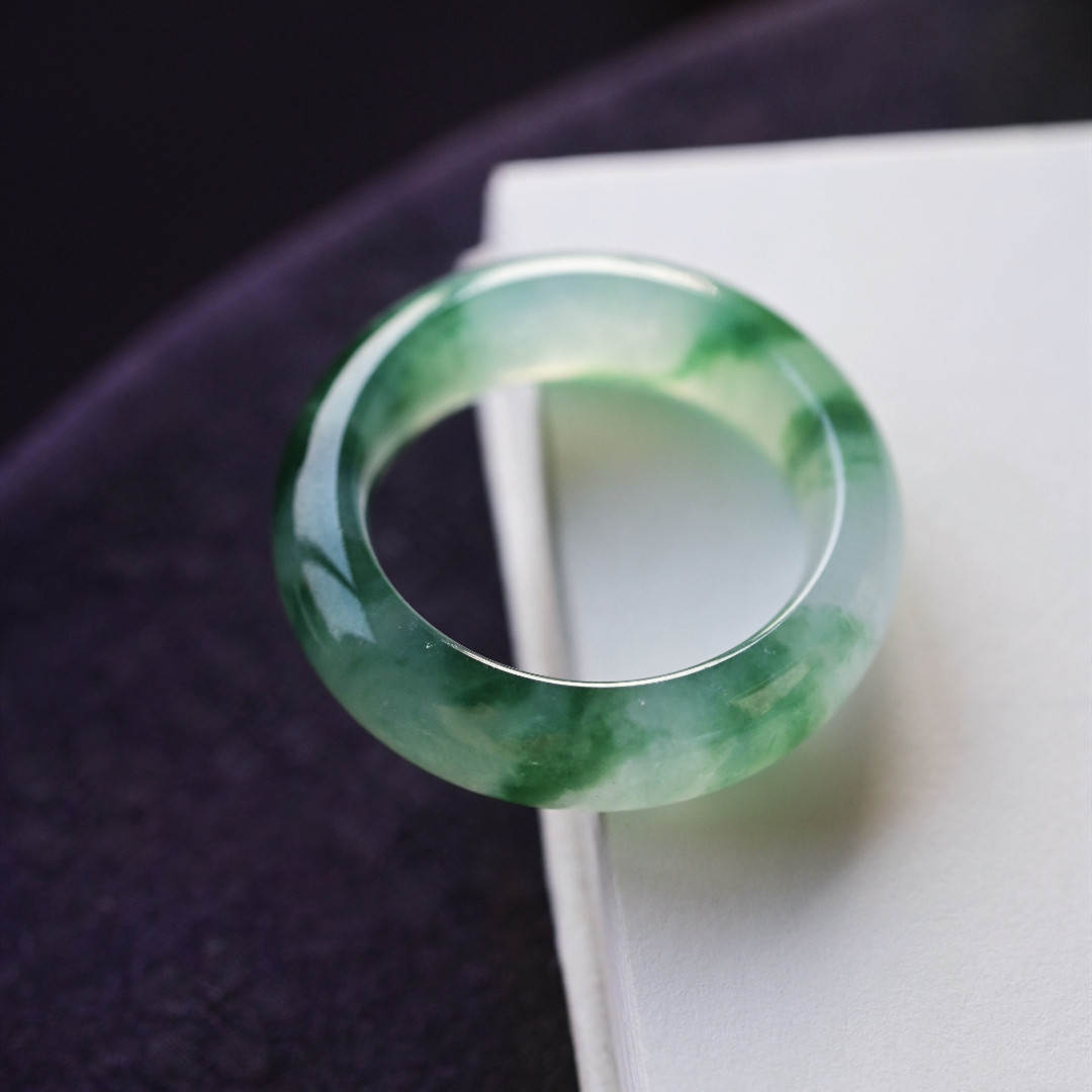 一斤钻戒 天然缅甸A货翡翠戒指吊坠 冰底飘花翡翠戒指 圈号17