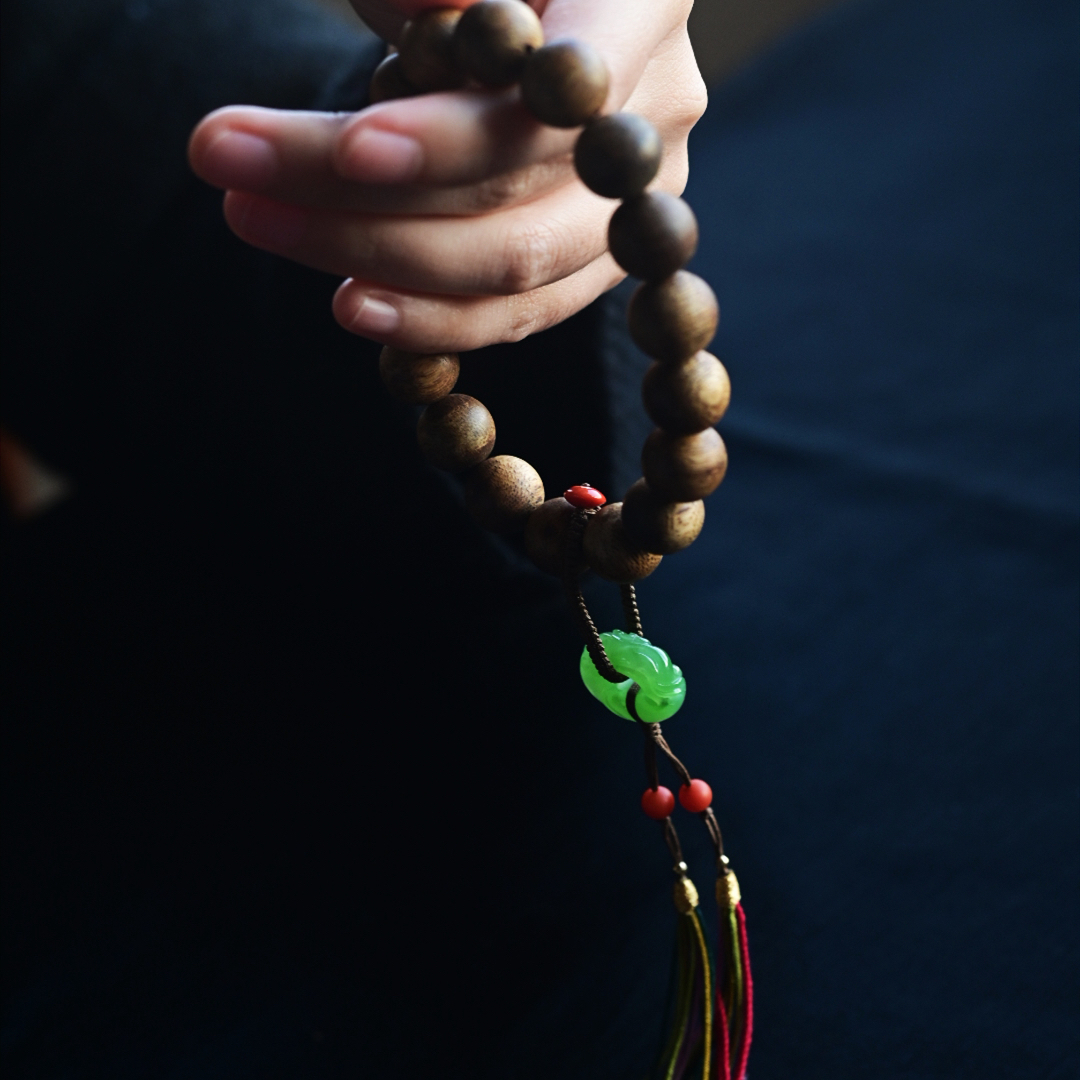 一斤钻戒 天然沉香十八子手链 多用款  油脂丰富 18K金碧玉南红