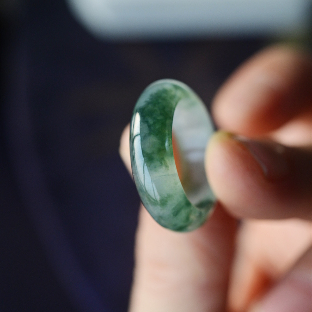 一斤钻戒 天然缅甸A货翡翠戒指 吊坠 冰底飘花翡翠戒指 圈号11