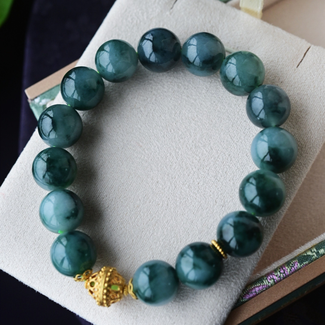 一斤钻戒 天然缅甸A货翡翠手串 冰底飘蓝花大圆珠 18k金