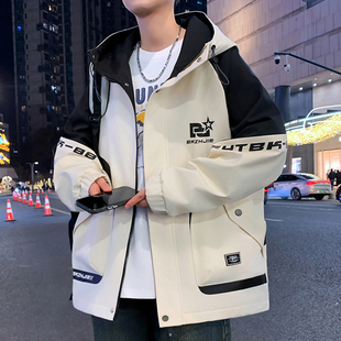 外套男孩春秋季新款初高中学生帅气夹克男装青少年大童冲锋衣上衣