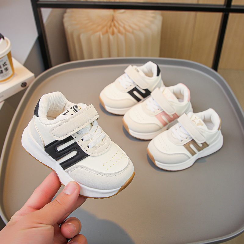 2025春秋季新款儿童休闲运动鞋