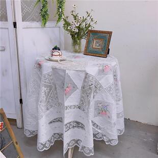 V229 彩绣潮绣圆桌布白色麻质直径180cm（微氧化）