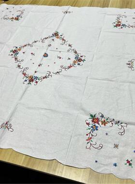 C206 十字绣（9105）白色方桌布1.1m