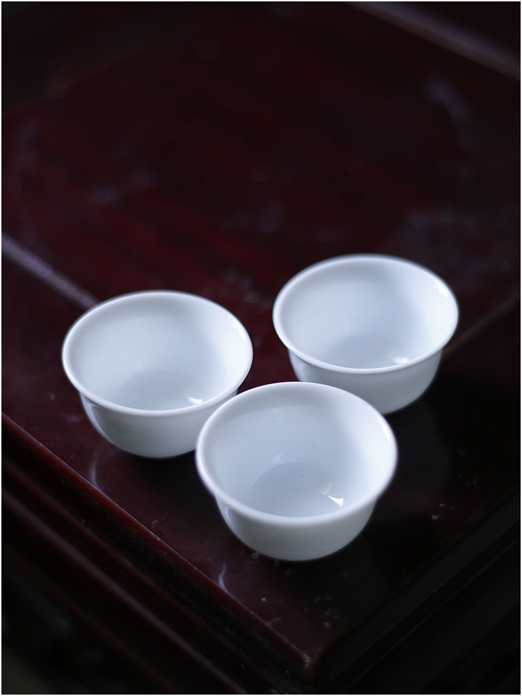 功夫小茶杯玉兰杯陶瓷一口杯迷你单个纯白小号25毫升反口杯品茗杯,餐饮具,茶杯,淘宝优惠券,粉丝福利购,淘宝优惠卷