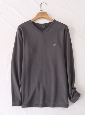 日单品牌秋冬新款简约百搭鸡心领印花薄绒长袖T恤打底衫上衣28490