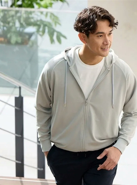 日单男装秋新款休闲运动速干连帽拉链口袋抽绳松紧卫衣外套31238