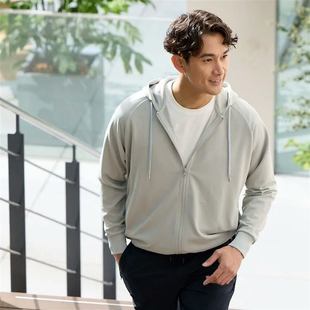 日单男装秋新款休闲运动速干连帽拉链口袋抽绳松紧卫衣外套31238