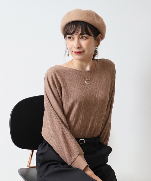 休闲百搭罗纹圆领肌理感褶皱小衫