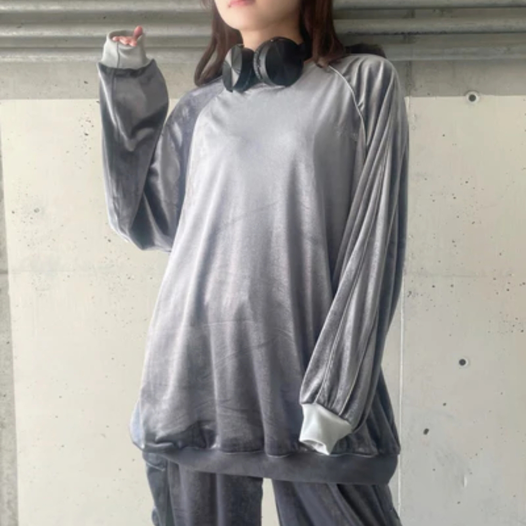 个性圆领字母刺绣金丝绒大版卫衣