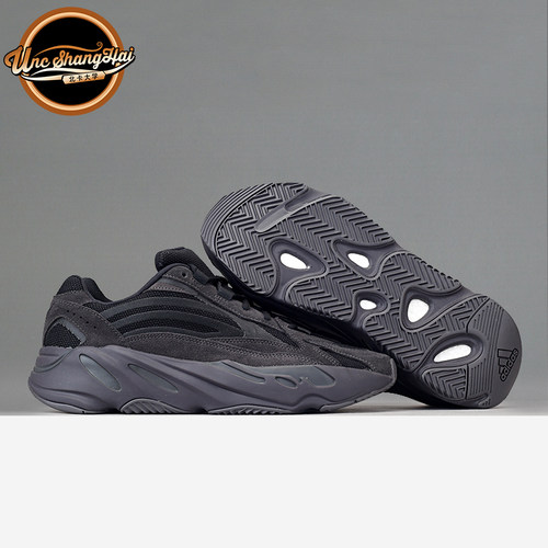 YEEZYBoost700V2黑魂老爹鞋