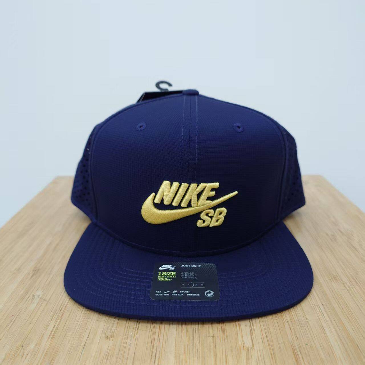 北卡大学 Nike SB Trucker Hat 复古可调节 绝版帽子  629243-454