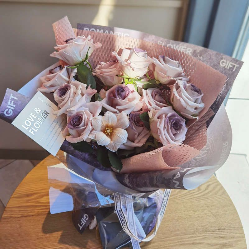 乌梅子酱玫瑰花束生日鲜花上海南京杭州同城速递送闺蜜女友情人节