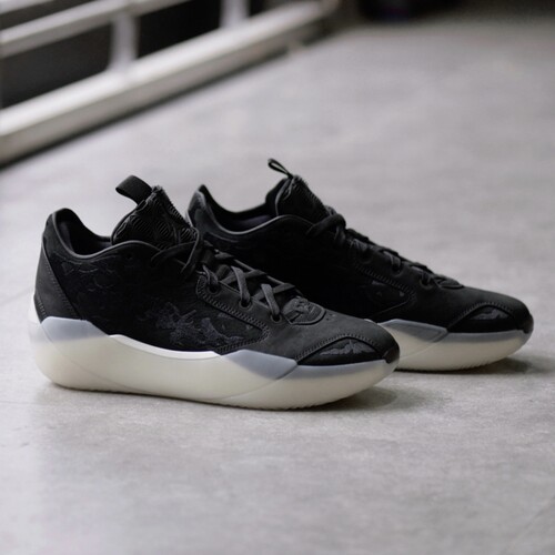 JORDAN XXXIX RNWY PF 乔丹AJ39男子气垫篮球运动鞋 FQ0214-106