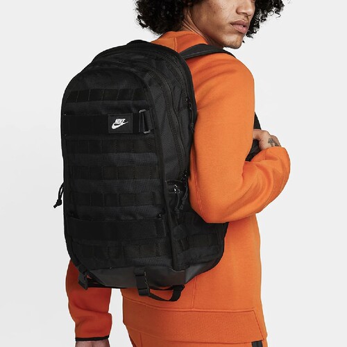 耐克 Nike Sportswear 大容量运动休闲口袋多隔层双肩背包 FD7544