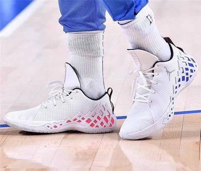 耐克篮球鞋NikeAJ气垫