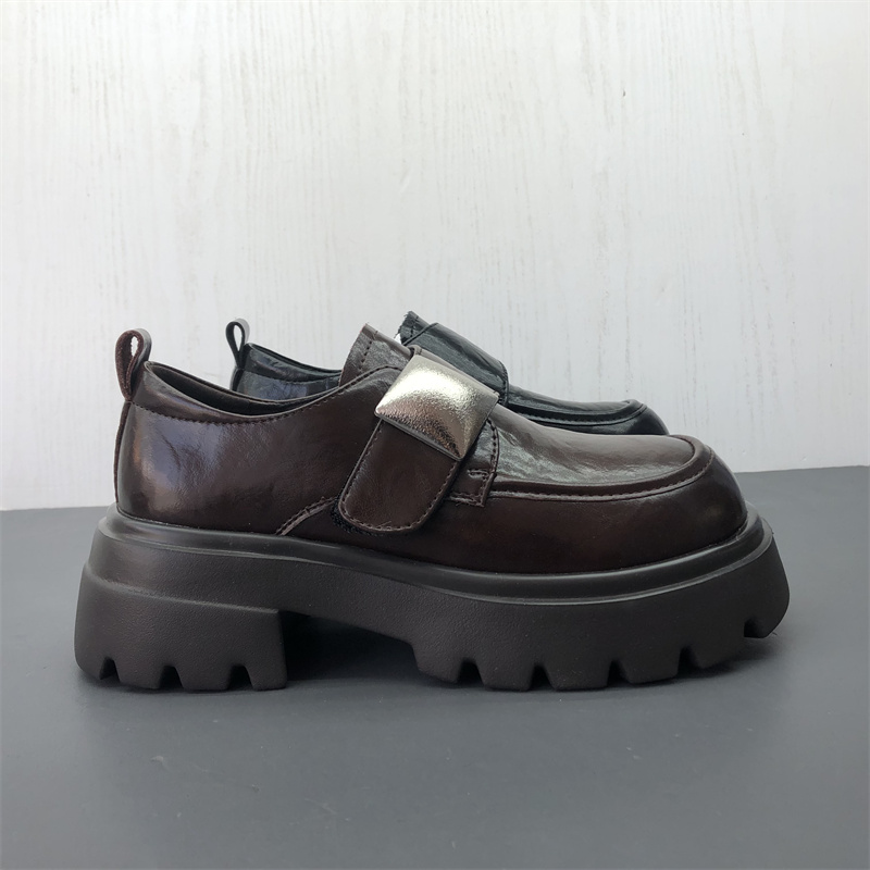 工厂断码单鞋春季新款乐福鞋韩版时尚舒适圆头粗跟百搭牛皮女单鞋