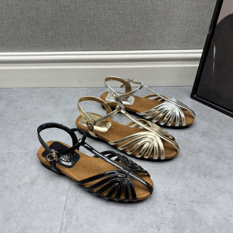 工厂新款断码真皮女鞋夏季罗马鞋时尚舒适圆头粗跟日常牛皮女凉鞋