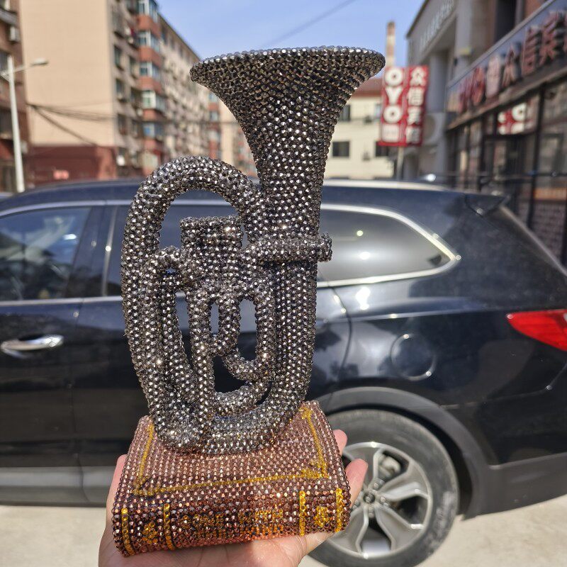 冲锋号贴钻摆件粘钻工艺品礼品图书镶钻节日送礼号角 吹号书籍