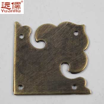 远儒铜雕黄铜柜门角片 首饰箱子包角片YRE056 3CM黄铜角花在类目 基础建材, 家用五金, 其他五金件, 其它五金中 - 来自Buy2taobao.com提供专业的淘宝代购服务