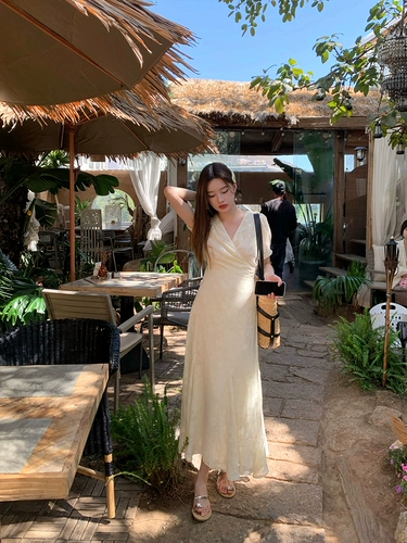 Приталенный корсет, летнее платье, длинная юбка, короткий рукав, V-образный вырез