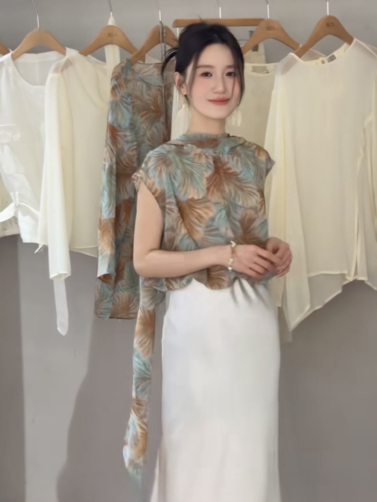 轻熟法式风晕染圆领坎肩袖衬衫女夏季新款优雅气质显瘦高级感上衣
