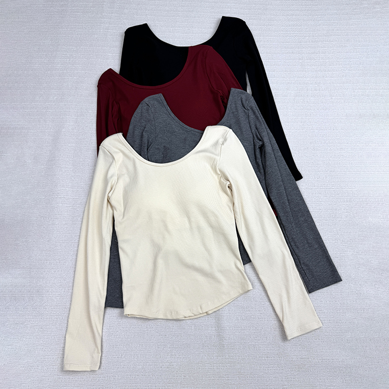 免穿文胸暖暖磨毛螺纹罩杯一体U领打底衫秋冬保暖t恤上衣