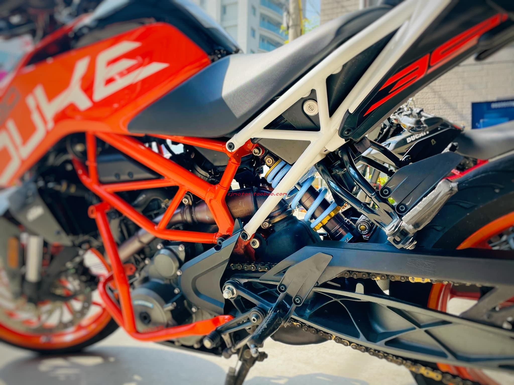 KTM390duke改装前叉弹簧后减震