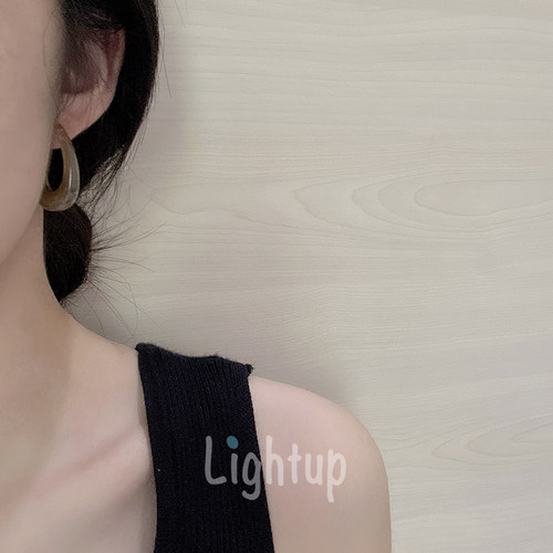 韩版简约弧形耳环温柔小众设计感