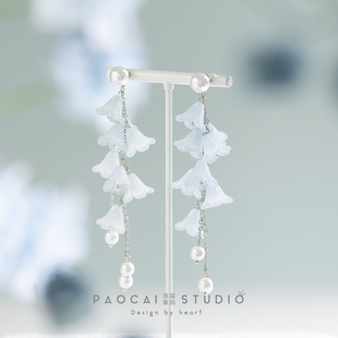 原创春夏新款 淡蓝风铃花朵耳环超仙甜美气质耳钉小众设计感耳夹女