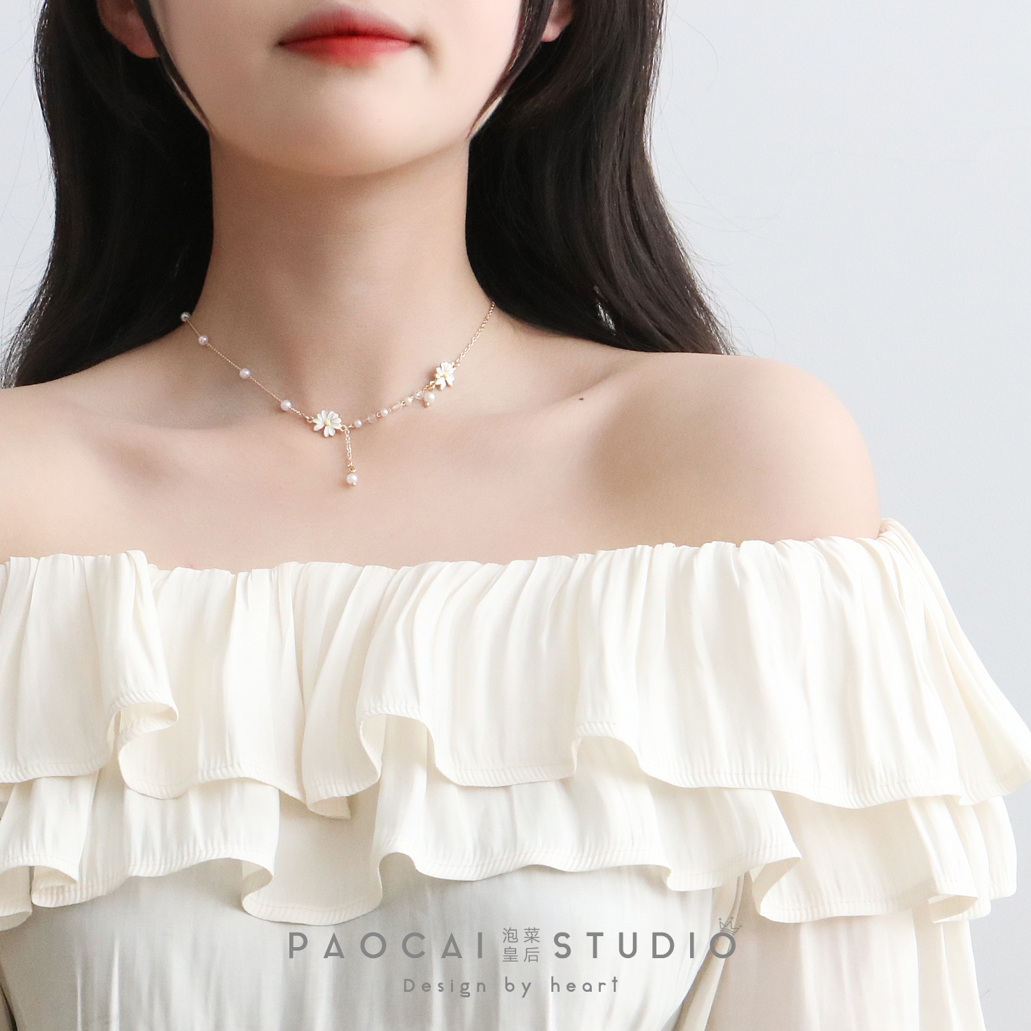 原创设计小众雏菊花朵项链2025年新款ins简约锁骨链颈链女choker