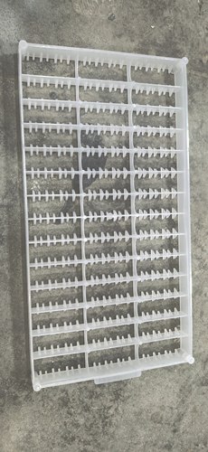 广州依鸽大小蛋均可放置防竖高通风84枚鸽子孵化盘规格51×27×5