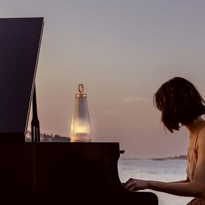 拉梦韩国进口氛围护眼灯