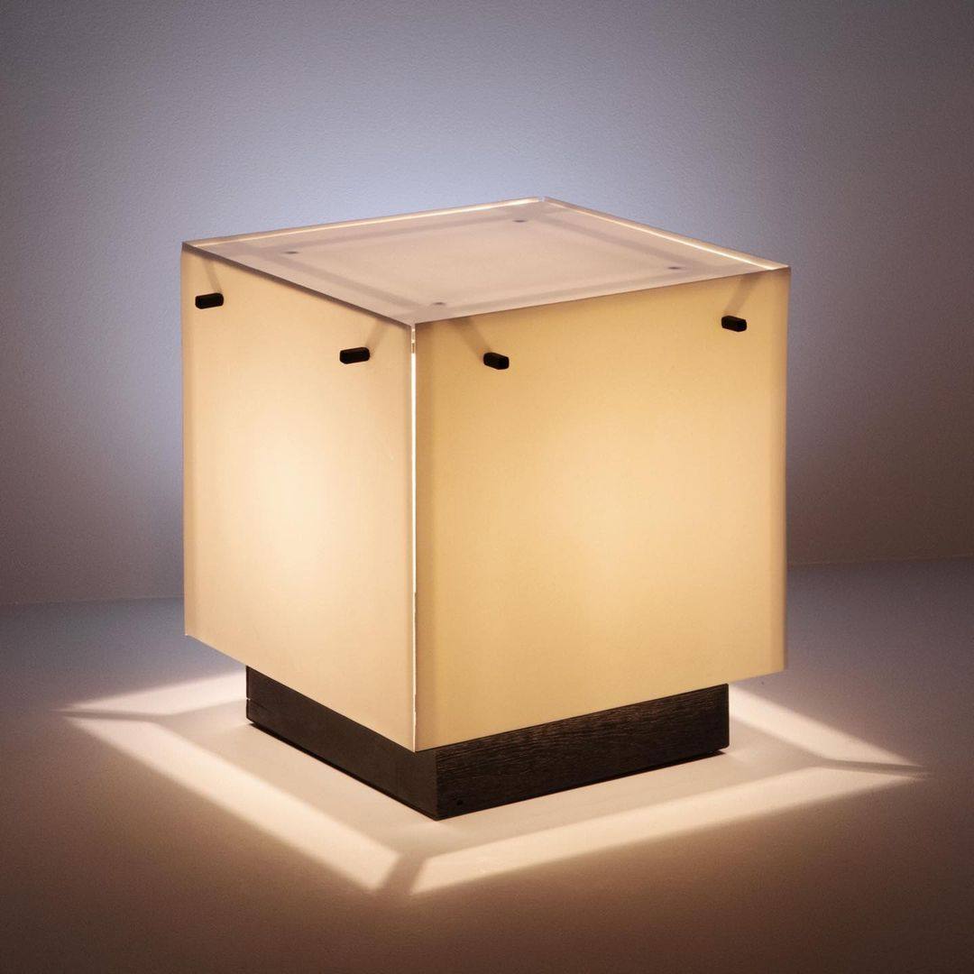 台灯设计师陶瓷片卧室台灯ann