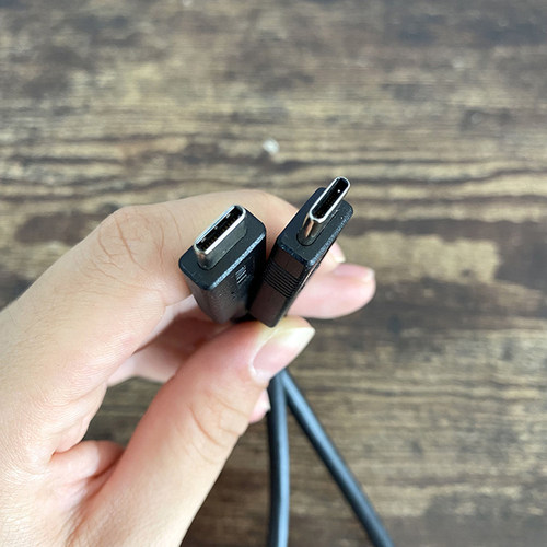 原装1.35米黑色usb4同轴数据线