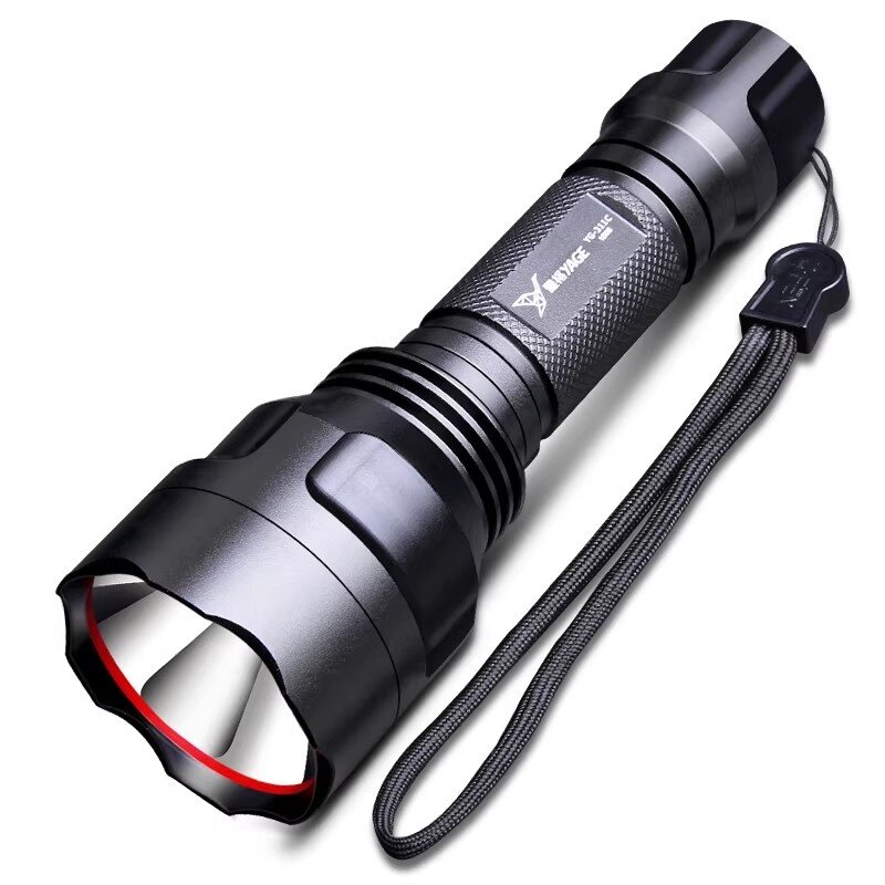 真的贼亮！强光远射手电筒户外耐用登山徒步多功能家用便携电筒
