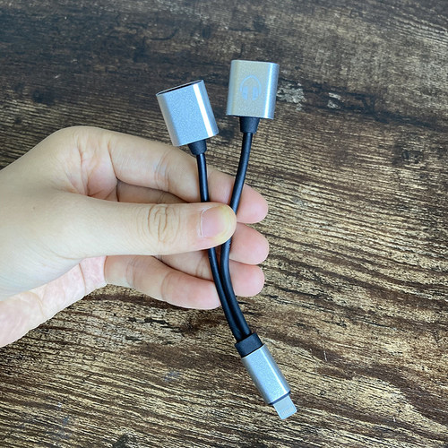 卖的痛心！适用于苹果lightning口音频充电一分二转换线有线耳机